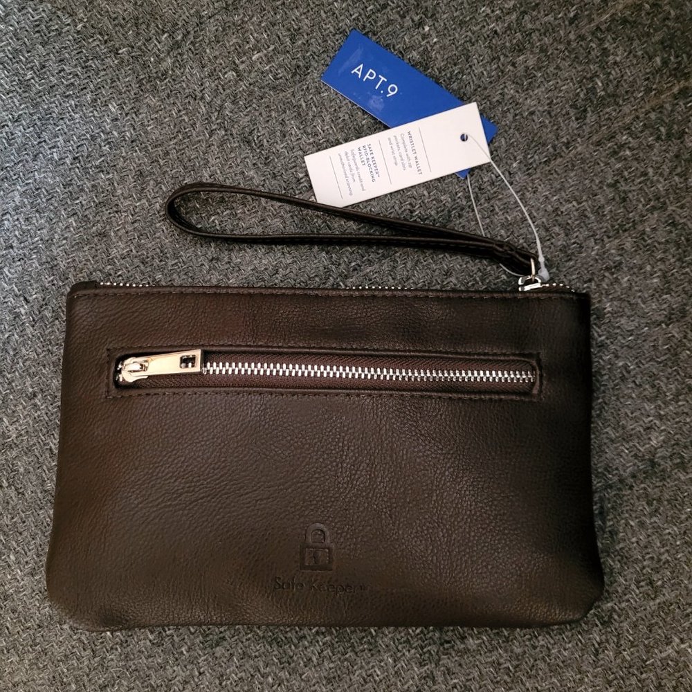 Apt 9 Bobby Bow Wristlet in Cocoa Brown New with Tags - Picture 2 of 4